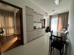 38-i-suites photo thumbnail #2